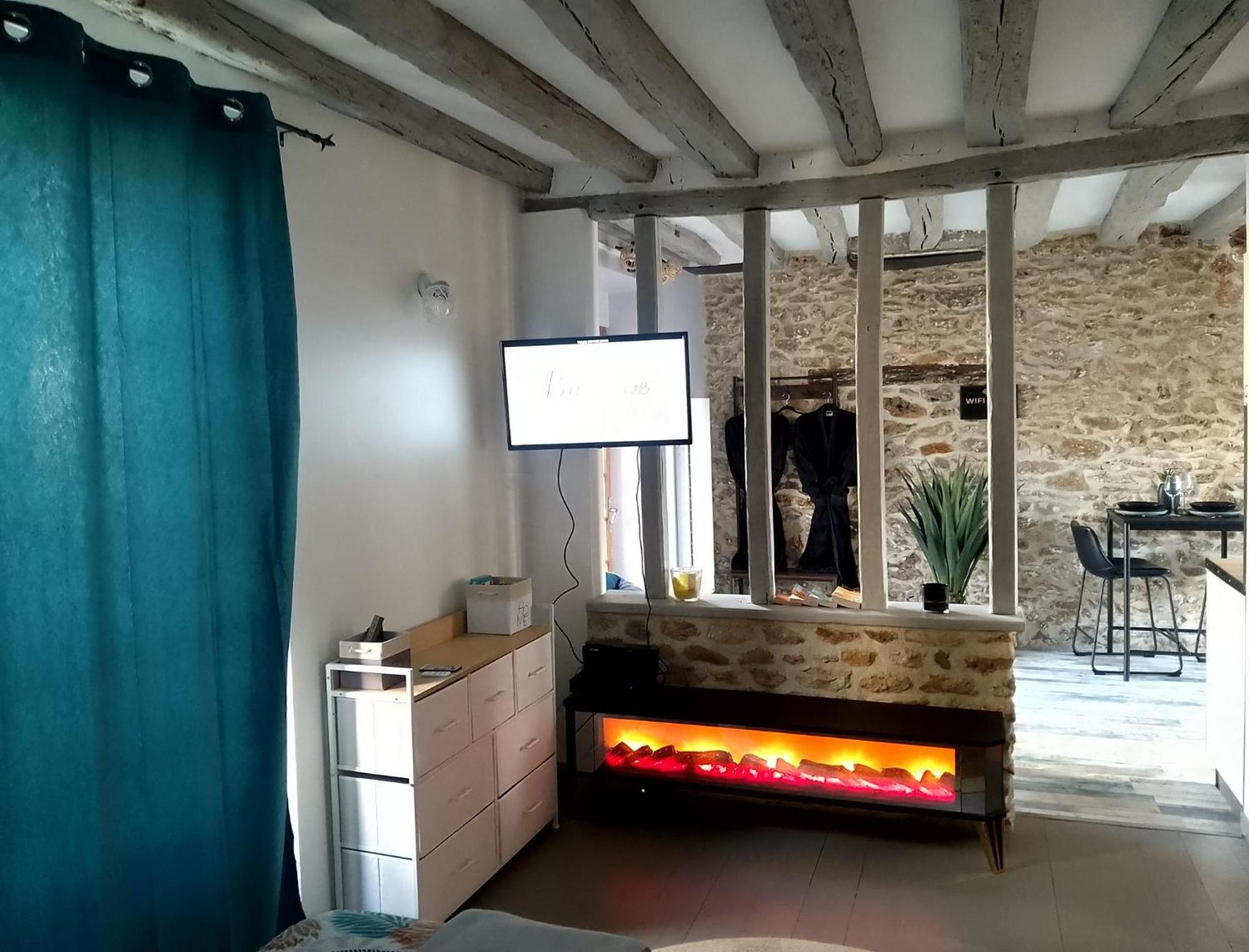 Detente Et Spa Pour Se Ressourcer Bullion Buitenkant foto